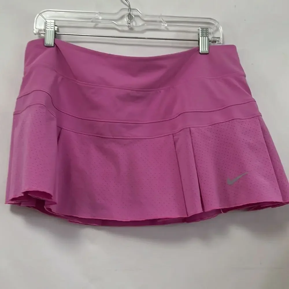 NIKE DRI-FIT SKORT‎ SIZE L